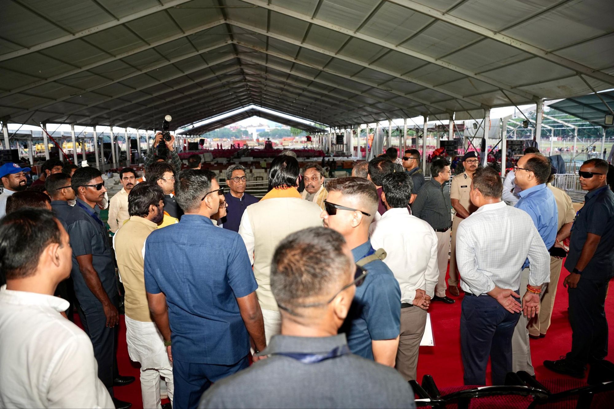 Bihar Cabinet: सम्राट चौधरी सरकार के बड़े फैसले, गांधी मैदान में 27 नए मंत्री लेंगे शपथ... देखिए तस्वीरों से तैयारी LIVE