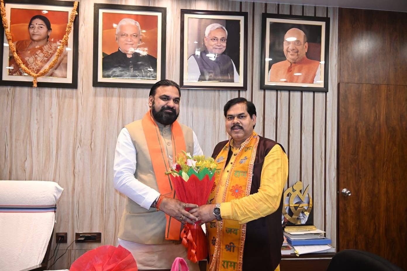 Bihar Education News: कौन हैं, बिहार के शिक्षा मंत्री मिथिलेश तिवारी, डिग्री, छात्र जीवन से राजनीति तक, क्या है शैक्षणिक पृष्ठभूमि? तस्वीरों से देखिए... Education Minister LIVE !