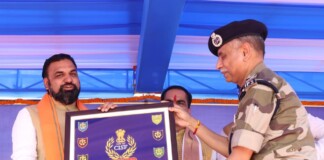 Darbhanga Airport News: देश का 72वां हवाई अड्डा Darbhanga Airport अब CISF के हवाले, हवाई यात्रा और भी सुरक्षित, क्यों खास है यह नई व्यवस्था? जानिए -CISF महानिदेशक प्रवीर रंजन से!