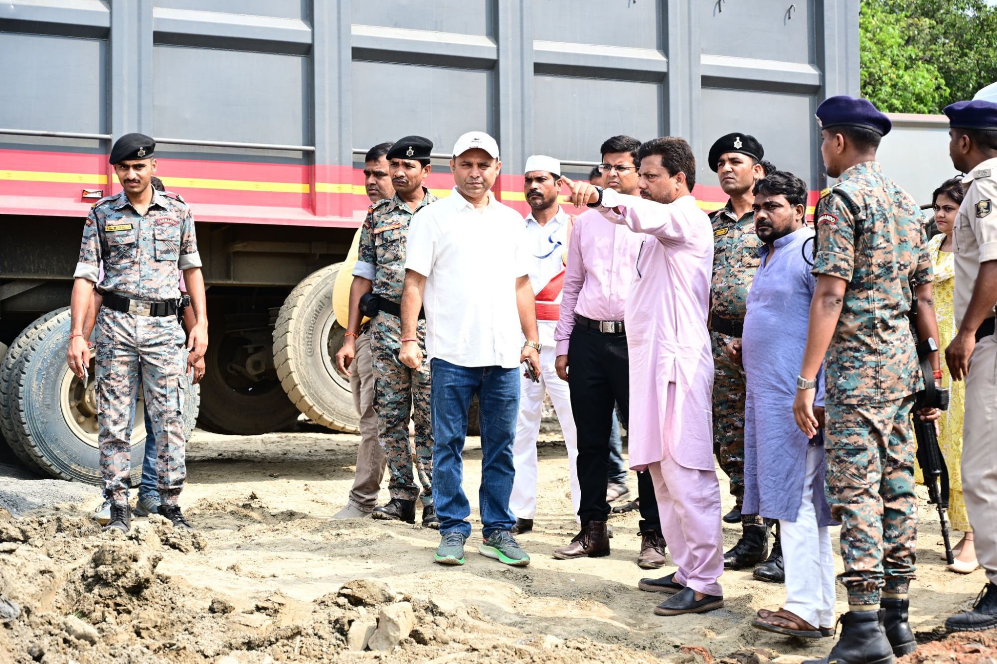 Bhagalpur Jalmarg News: कहलगांव घाट से ट्रकों और छोटी गाड़ियों का परिचालन जल्द, लगेंगी CCTV, बनेगा शेड, यात्रियों को मिलेंगी खास सुविधा!
