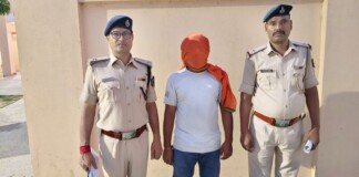 Darbhanga News: दरभंगा में Fake Aadhaar Card रैकेट का भंडाफोड़, एक गिरफ्तार, बायोमेट्रिक डिवाइस जब्त