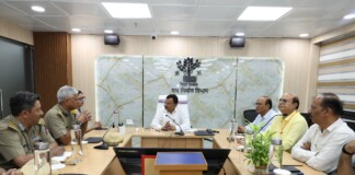 Patna News: भागलपुर विक्रमशिला सेतु क्षतिग्रस्त पुल पर बेली ब्रिज और ट्रस ब्रिज का जल्द होगा निर्माण, युद्धस्तर पर काम, पढ़िए -सचिव पंकज पाल की हाई लेबल मीटिंग…मरम्मत, डिजाइन और ट्रैफिक बहाल करने के टाइमलाइन!