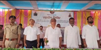 Bhagalpur News: भागलपुर सहयोग शिविर: पमंत्री नितीश मिश्रा ने ममलखा में सुनी जनसमस्याएं, सुल्तानगंज में कहा -श्रावणी मेला में कांवड़ियों को बेहतर सुविधा देंगे
