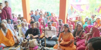 Darbhanga News: अलीनगर Nawah Sankirtan भक्तिमय धार्मिक अनुष्ठान का भव्य मंगलमय समापन, नामचीन कलाकारों ने बिखेरी सुर लहरी, हजारों भक्त हुए शामिल, भवानी झा ने मन मोहा