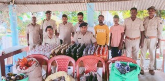 Araria News: अररिया में नेपाली अंगूरी, Nepal Border पर बड़ी कार्रवाई, 263 लीटर शराब, 3 तस्कर गिरफ्तार, घेराबंदी से निकलीं 879 बोतल देसी