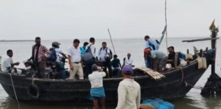 Bhagalpur News: विक्रमशिला सेतु क्षतिग्रस्त ‘Boat Service’ भागलपुर से नवगछिया-कोसी सीमांचल जाने का एकमात्र जरिया अब नाव… वो भी मुसीबत, ‘वसूली वाला’