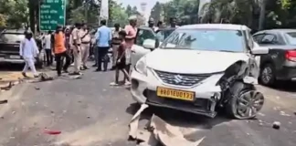 Patna Car Accident: मुख्यमंत्री सचिवालय के बाहर भीषण सड़क हादसा, दो कारों के परखच्चे उड़े!
