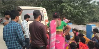 Darbhanga News: दरभंगा में हुए सामूहिक हत्याकांड के बाद, चार सदस्यों की लाश पहुंचीं पश्चिम बंगाल, पिता की हैवानियत के चीथड़े देख रसाखोवा महेशपुर गांव में गम और गुस्से का माहौल
