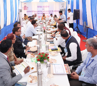 Darbhanga Airport: दरभंगा एयरपोर्ट पर सीएम सम्राट चौधरी का दौरा: सुरक्षा से लेकर AIIMS तक, जानिए मुख्य बातें, देखें Photo Live
