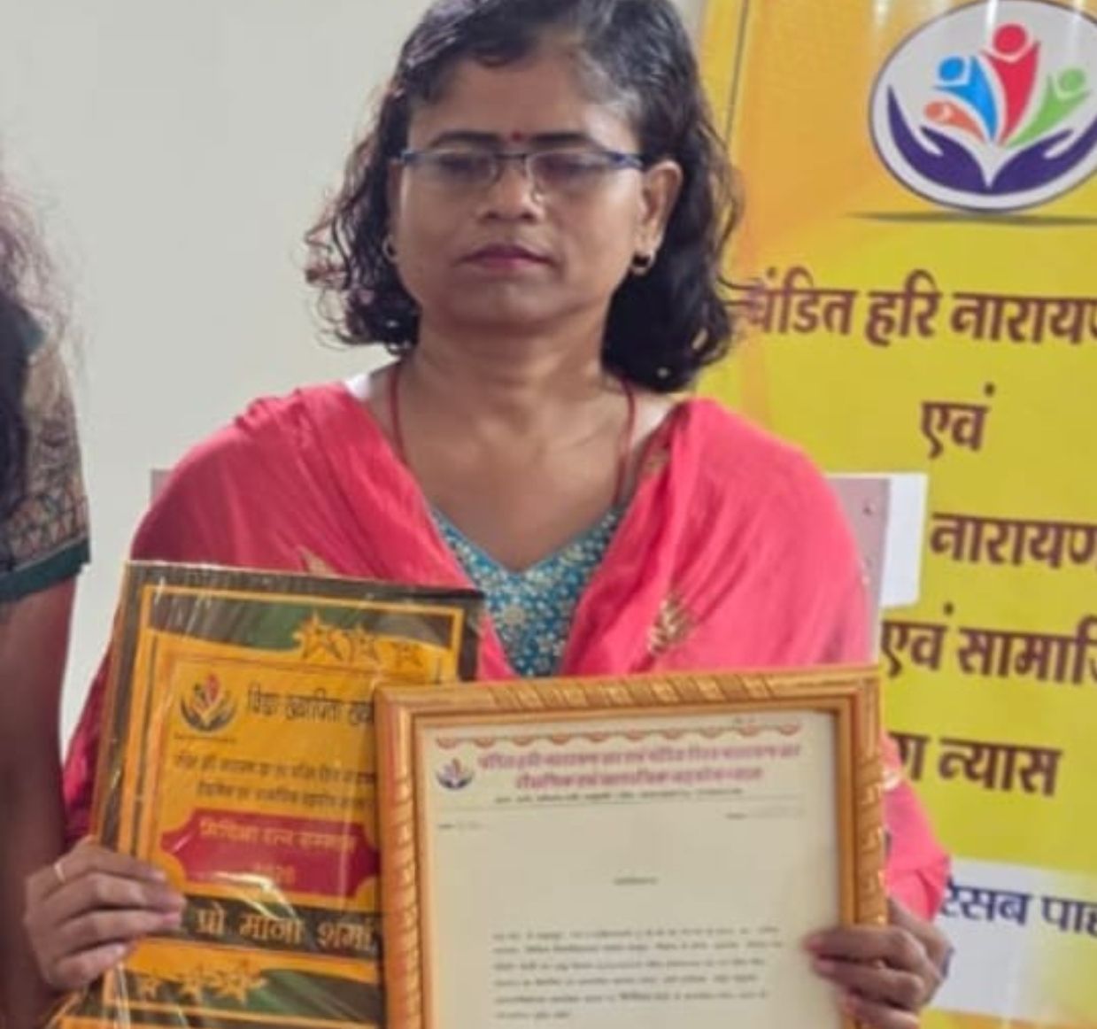 Darbhanga News: मिथिला रत्न सम्मान से नवाजी गईं LNMU की डॉ. मोना शर्मा, पढ़िए Bhagalpur कनेक्शन और बधाई