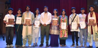 Bhagalpur News: भागलपुर जन्म दिन मुबारक… जिला स्थापना दिवस पर दिखा कला, संस्कृति और प्रतिभा का बेजोड़ संगम, पढ़िए -सरोज, राहुल और कैनवास पर गांधी