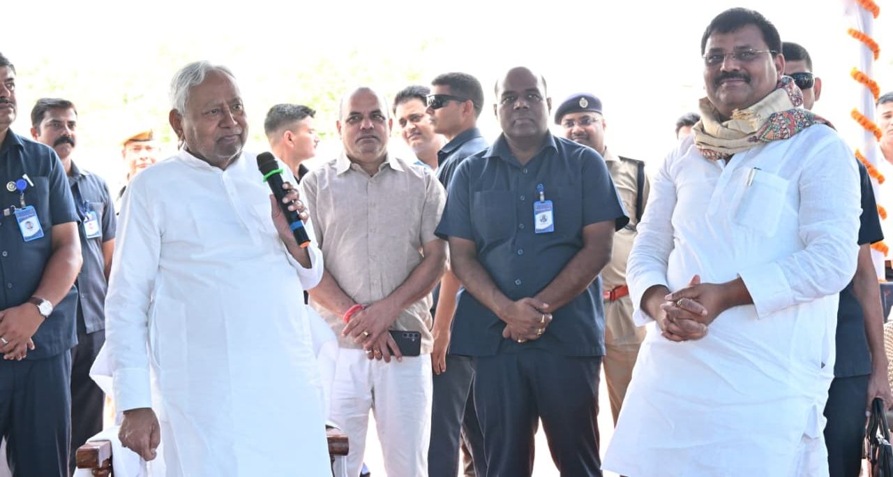 Bihar Politics: नीतीश कुमार का पर्यावरण संरक्षण और 'हरित बिहार' वैशाली के कार्यकर्ताओं में भरा जोश, पढ़िए -संदेश