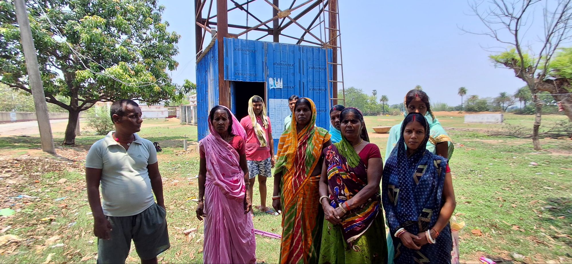 Jamui News: जमुई में नल से नहीं टपकता जल, चुआ में Nal Jal Yojana फेल, गंदा पानी पीने को मजबूर ग्रामीण, पानी टंकी-मोटर पंप पड़ा क्षतिग्रस्त, 1 साल से गुहार... अब कुछ करो नई सरकार ?