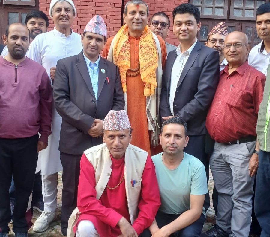 Darbhanga News: नेपाल में 'Hindu Rashtra Nepal' की मांग तेज: पूर्व राजमहल बना 'हिंदू राष्ट्र' विमर्श का केंद्र | Deshaj Times Darbhanga News: नेपाल में 'Hindu Rashtra Nepal' की मांग तेज: पूर्व राजमहल बना 'हिंदू राष्ट्र' विमर्श का केंद्र