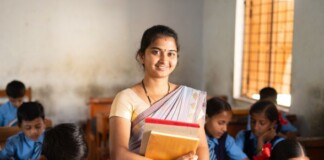 सीतामढ़ी के शिक्षकों को तगड़ा झटका! प्रोफाइल अपडेट नहीं किया तो रुक जाएगा वेतन