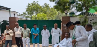 Bihar Politics News: लालू परिवार ने लौटाई सरकारी सुरक्षा! अब उतरा ‘ वर्कर आर्मी ‘ Patna राबड़ी आवास पर अब कार्यकर्ता बनें पहरेदार, बिहार राजनीति में हड़कंप