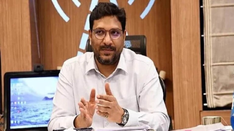 Bihar Tender Scam News: IAS संजीव हंस फरार, करोड़ों के टेंडर घोटाले में खुलासे से बिहार में हड़कंप! पढ़िए – मास्टरमाइंड ऋषिश्री का क्या होगा!