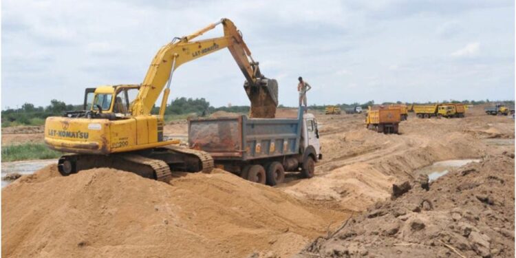Nawada Sand Mining News: नवादा में बालू खनन पर 4 महीने की ‘ब्रेक’, नियम तोड़ने वालों पर हड़कंप! जानें पूरा मामला