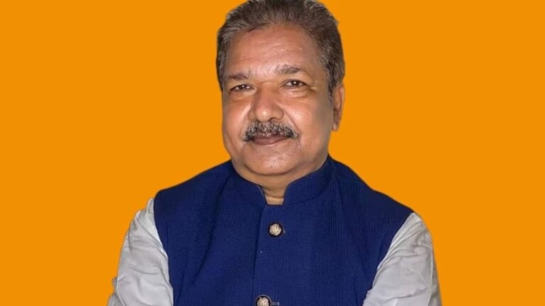 Bihar Revenue News: बिहार में राजस्व सेवाओं का बदलेगा चेहरा!Darbhanga की समीक्षा में मंत्री दिलीप जायसवाल का एलान – हर पंचायत में होंगे कंप्यूटर ऑपरेटर, हजारों क्लर्कों की करेंगे भर्ती