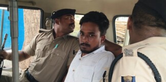 Banka Vigilance News: बांका में हड़कंप! ₹8500 रिश्वत लेते अमीन रंगे हाथ गिरफ्तार, क्या अब रुकेगा भ्रष्टाचार?