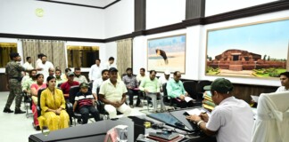 Bhagalpur Jan Sunwai News: बड़ा खुलासा! भागलपुर में जनसुनवाई के दौरान DM ने सुना जनता का दर्द, 11 मामलों पर तुरंत कार्रवाई के निर्देश, जनता में खुशी की लहर!