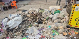 Darbhanga Nagar Parishad News: बेनीपुर में सफाईकर्मी हड़ताल पर, कचरे के ढेर से शहर में हड़कंप! जानिए क्यों बढ़ रहा है गुस्सा