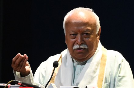 Firozabad Train News: चौंकाने वाला खुलासा: शताब्दी एक्सप्रेस पर पथराव, जब RSS प्रमुख मोहन भागवत थे ट्रेन में!