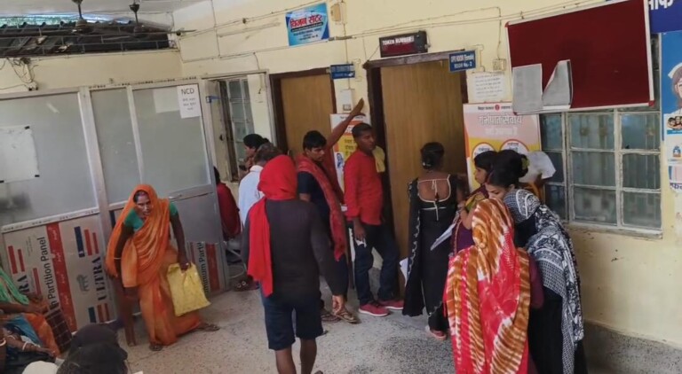 Bhagalpur Delivery News: डॉक्टर थे नदारद, नर्स ने करा दी डिलीवरी, नवजात की मौत…जिम्मेदारी को लेकर खींचतान, मगर कोई लौटा पाएगा मां की सूनी गोद!