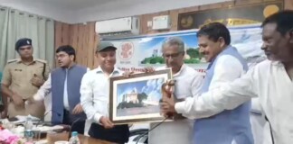 Bhagalpur News: श्रावणी मेला: कांवड़ियों को नहीं होगी परेशानी, मंत्री नीतीश मिश्रा ने सुल्तानगंज में दिया बड़ा आश्वासन Bihar News Deshaj Times