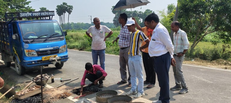 Darbhanga Road News: दरभंगा की इस महत्वपूर्ण सड़क की हो रही है खुदाई, जानें क्यों? राज्य स्तरीय टीम कर रही जांच