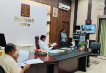 DARBHANGA DM का कड़ा फैसला! अब आवेदन लौटाने वाले अधिकारियों को लगेगा 100 रुपये का जुर्माना, जानें क्यों? DARBHANGA DM का कड़ा फैसला! अब आवेदन लौटाने वाले अधिकारियों को लगेगा 100 रुपये का जुर्माना, जानें क्यों?