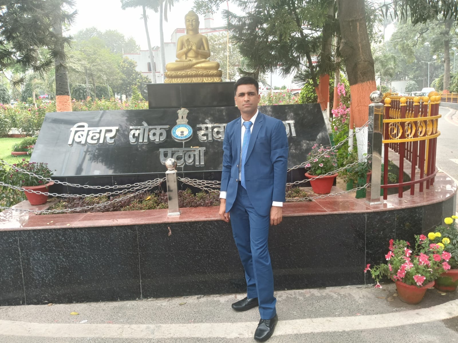 ‘ पिता की मजदूरी बनी प्रेरणा ‘, Darbhanga के बेटे ने रोशन किया बिहार का नाम! 144वीं रैंक पाकर बना राजस्व अधिकारी, जानिए सफ़र