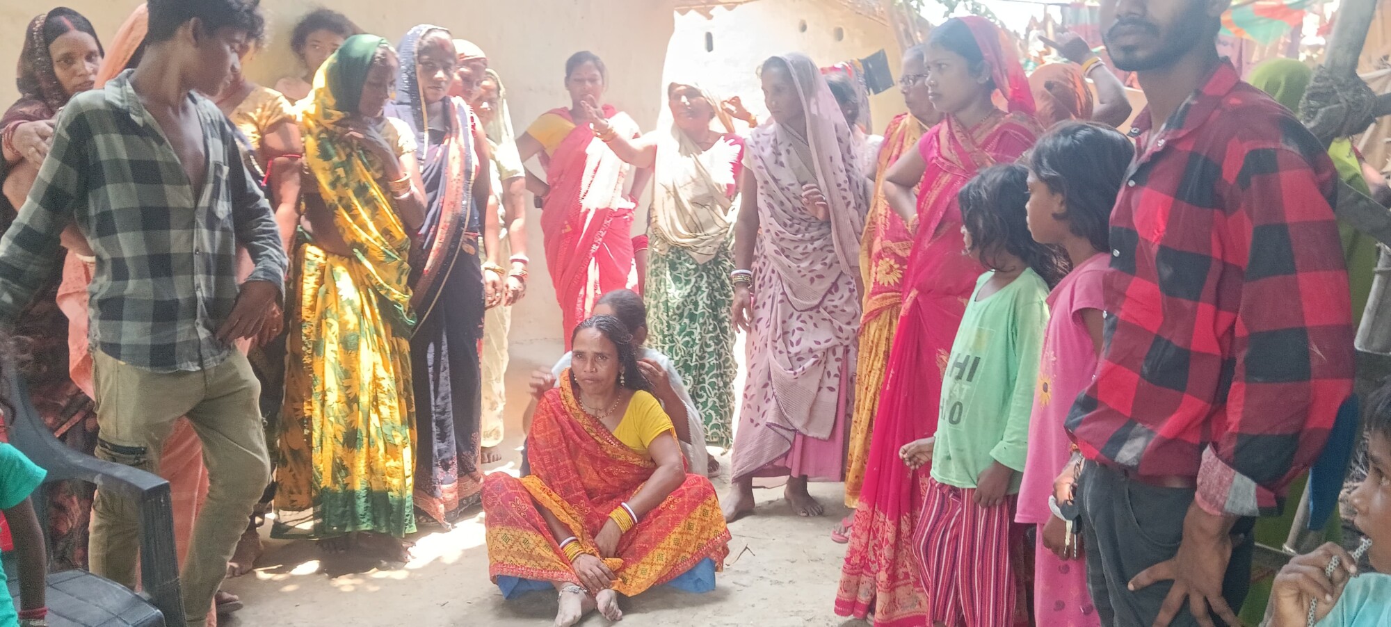 Darbhanga के युवक की मधुबनी में खूनी प्रेम कहानी: हत्या कर शव पेड़ से लटकाया, युवती समेत 3 गिरफ्तार! Darbhanga के युवक की मधुबनी में खूनी प्रेम कहानी: हत्या कर शव पेड़ से लटकाया, युवती समेत 3 गिरफ्तार!