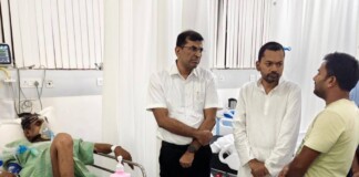 Muzaffarpur Fire News: मुजफ्फरपुर अग्निकांड: घायलों का पूरा खर्च उठाएगी सरकार, दिल्ली यात्रा रद्द कर पीड़ितों से मिलने पहुंचे मंत्री निशांत कुमार | संवेदनशीलता भरा कदम!