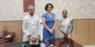 Patna News: अमेरिकी महा वाणिज्य दूत कैथी जाइल्स-डियाज से मिले डिप्टी CM बिजेंद्र प्रसाद यादव, Bihar में खुलेंगे आर्थिक और तकनीकी सहयोग के नए रास्ते!