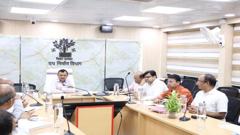 Bihar Bridge Safety News: बिहार के पुलों पर संकट! 23 खतरनाक, 4 पर भारी वाहन बैन; बड़ा फैसला, पढ़िए – Darbhanga समेत 14 जिलों का हाल