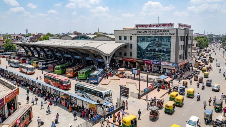 Muzaffarpur Bus Stand News: मुजफ्फरपुर के बैरिया बस स्टैंड पर अब मिलेंगी एयरपोर्ट जैसी सुविधाएं,  जानिए यात्रियों को मिलेंगी कौन कौन सी खास सुविधाएं