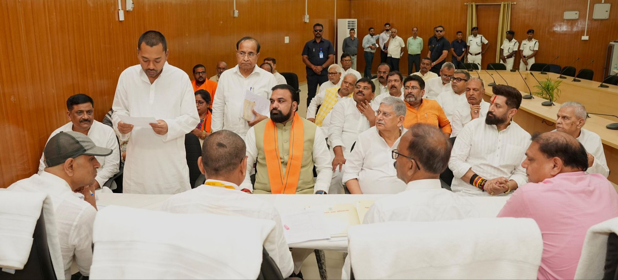 Bihar MLC News: बिहार विधान परिषद में बिना कोई विरोध! 10 सीटों पर निर्विरोध निर्वाचन, वोटिंग की नौबत नहीं... उपेंद्र कुशवाहा को जोर का झटका!
