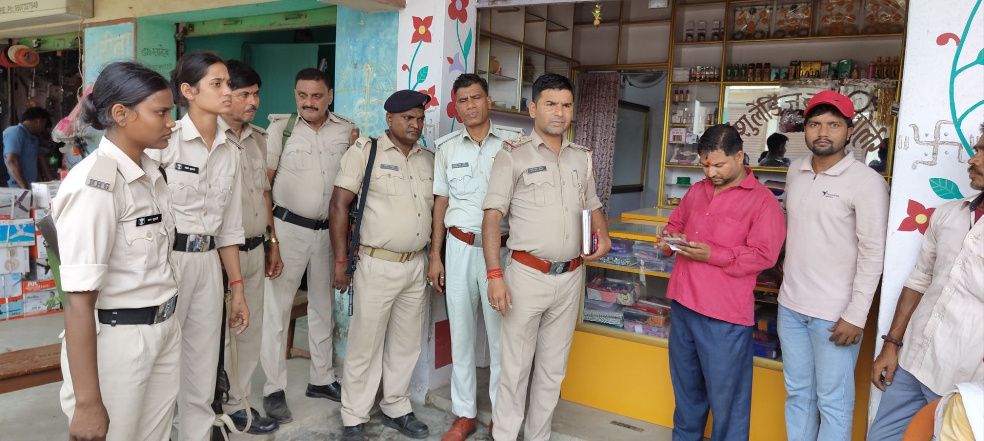 Darbhanga Gold Merchant News: दरभंगा के सिंहवाड़ा -सिमरी स्वर्ण व्यवसायी शिबु ठाकुर से 22 लाख की बड़ी लूट, देखें Live Photo