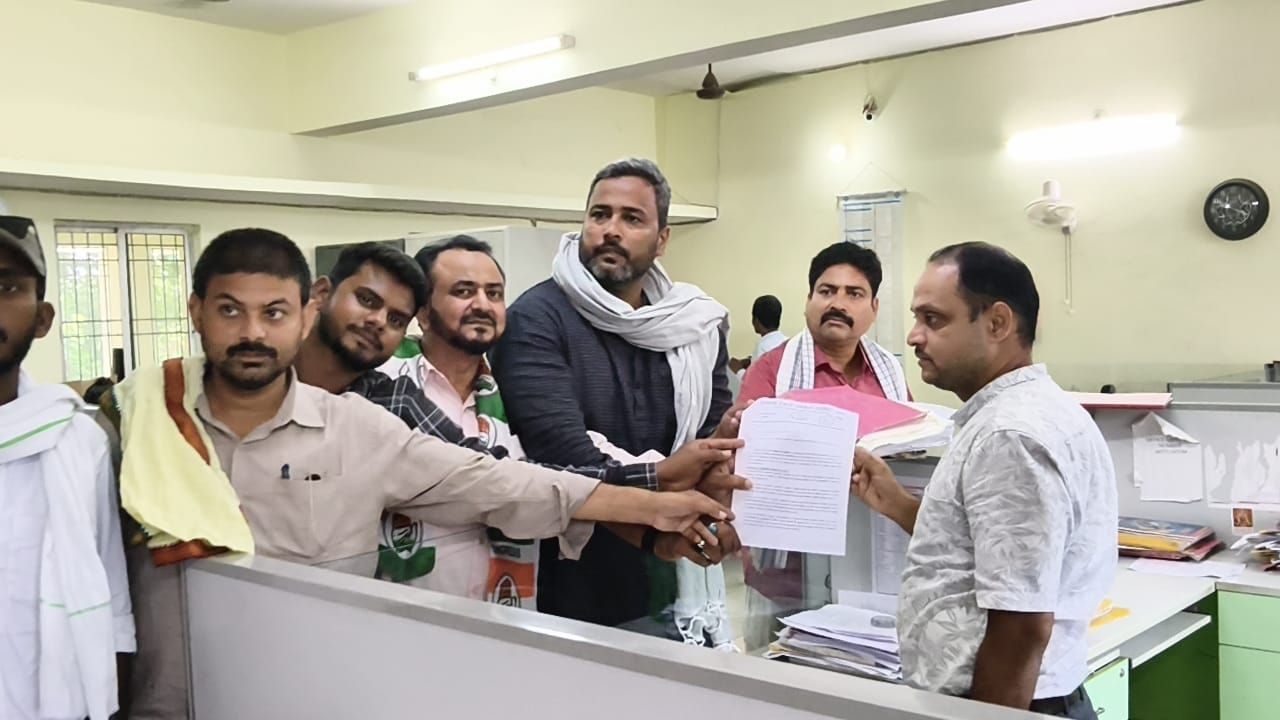 Darbhanga Hostel News: दरभंगा अल्पसंख्यक गर्ल्स हॉस्टल में महिला वार्डन नहीं है, रूम खटखटाकर पैसा मांगता है पुरुष गार्ड, छात्राएं हो रहीं ' शर्मसार ' ! खराब खाना, सुरक्षा में सेंध, पढ़िए - 7 दिनों का अल्टीमेटम!