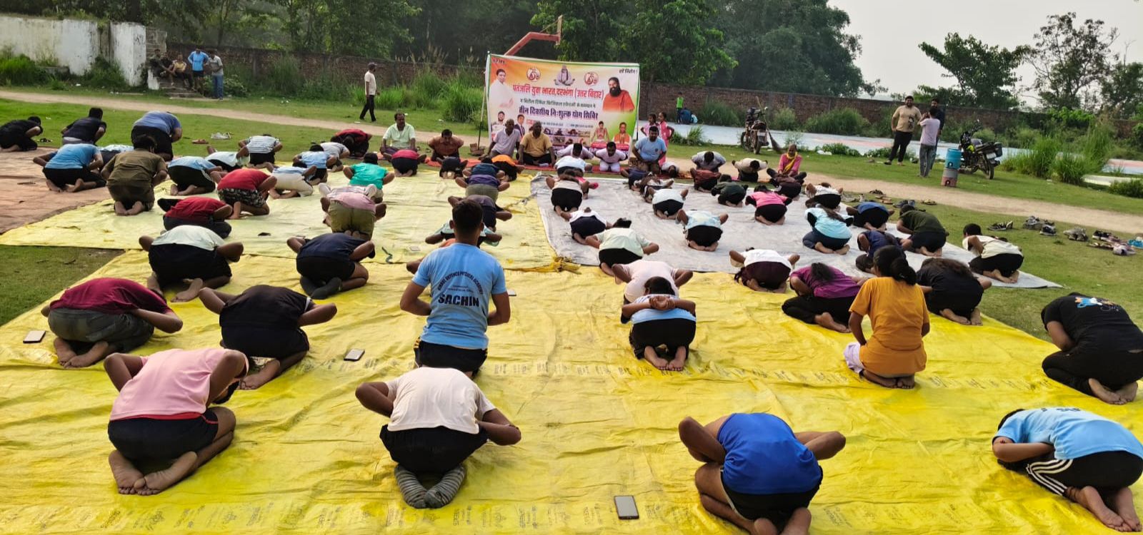 Darbhanga Yoga News: बिरौल में योग शिविर ने बदली सैकड़ों की जिंदगी, जानिए कैसे पाएं निरोगी काया!