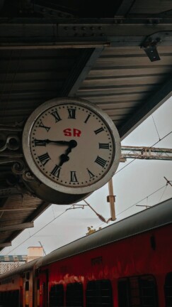 Bihar Railway News: बिहार के 87 रेलवे स्टेशनों पर बड़ा बदलाव, यात्रियों को मिलेगी बड़ी राहत! पढ़िए – कहां क्या होगा