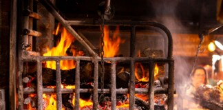 Bhagalpur Fire News: भागलपुर: सब्जी दुकान में लगी आग ने मचाई तबाही, लाखों का नुकसान, बड़ा हादसा टला!