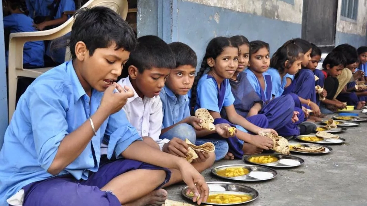 10_10_2022-mid_day_meal_23130724