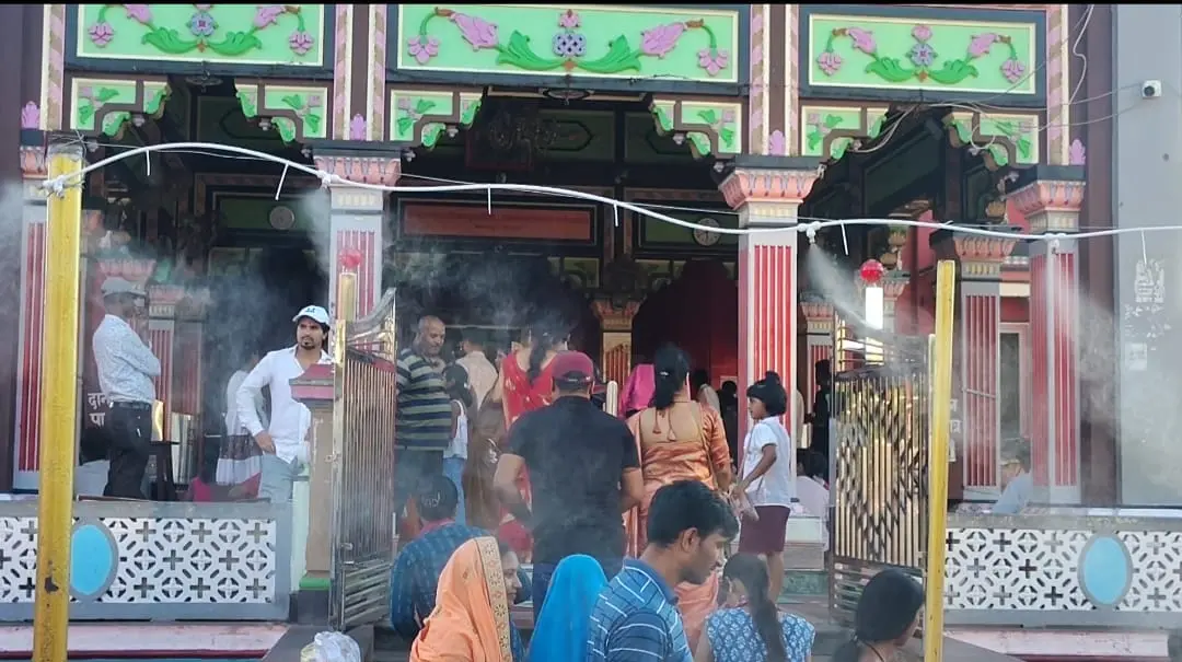 दरभंगा में भीषण गर्मी का कहर, फिर भी मां श्यामा के दर्शन को उमड़े भक्त, मंदिर समिति ने किया ये खास इंतजाम!आप भी कहेंगे वाह! दरभंगा में भीषण गर्मी का कहर, फिर भी मां श्यामा के दर्शन को उमड़े भक्त, मंदिर समिति ने किया ये खास इंतजाम!आप भी कहेंगे वाह!