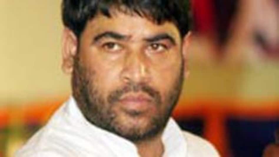 102110073915sadhu_yadav_325